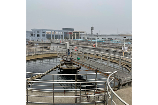 懸掛式中心傳動濃縮機(jī)